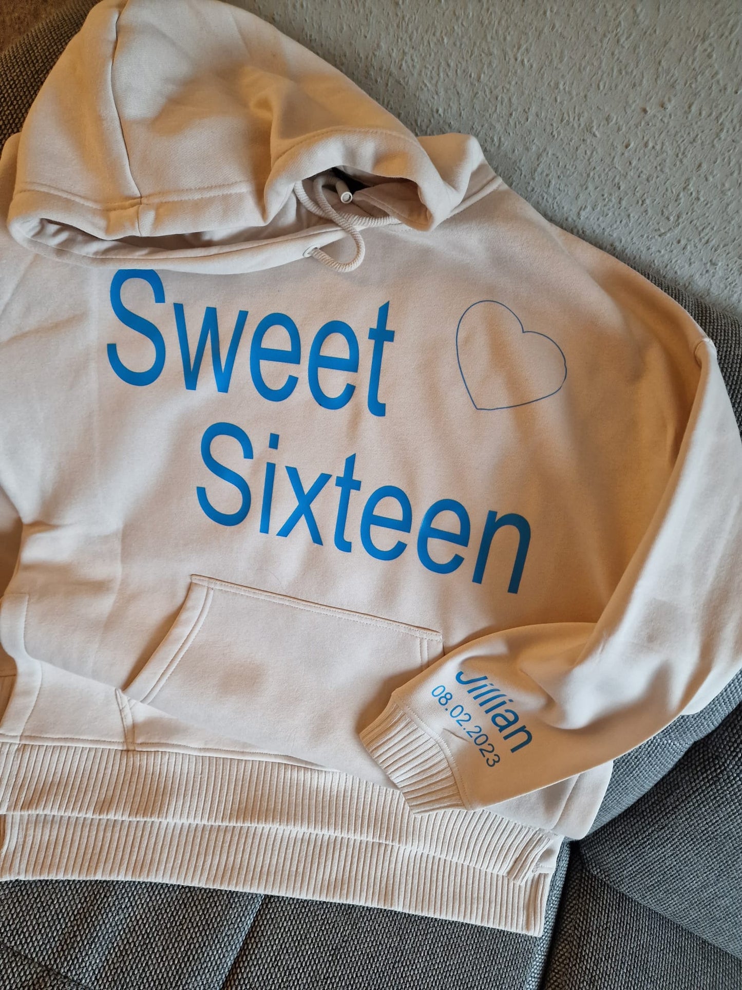 Geburtstagshoodie "Sweet sixteen"